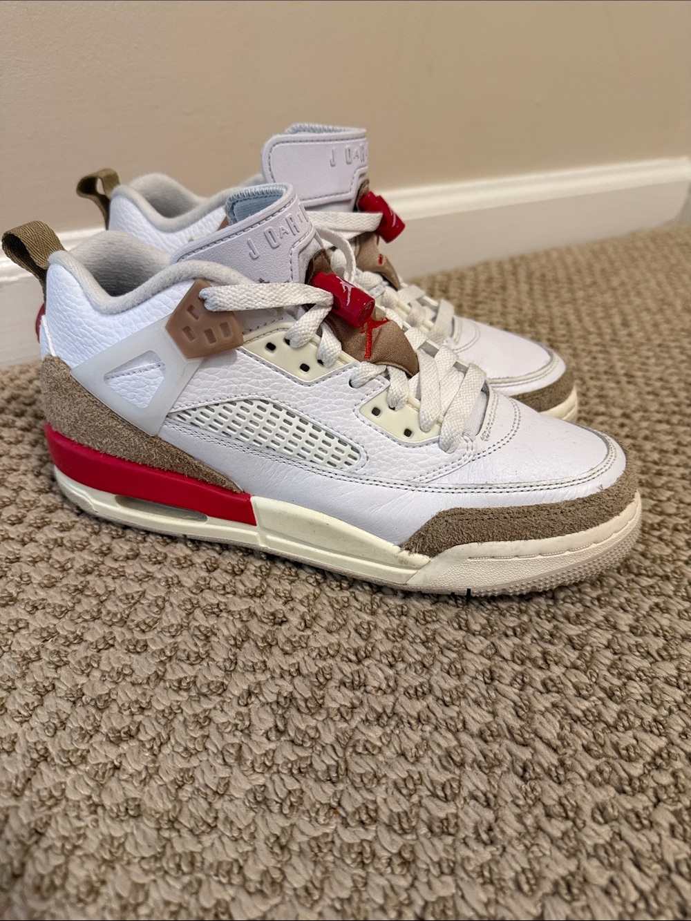 Jordan Spike Low Kids White and Tan Sneakers with Red Jumpman